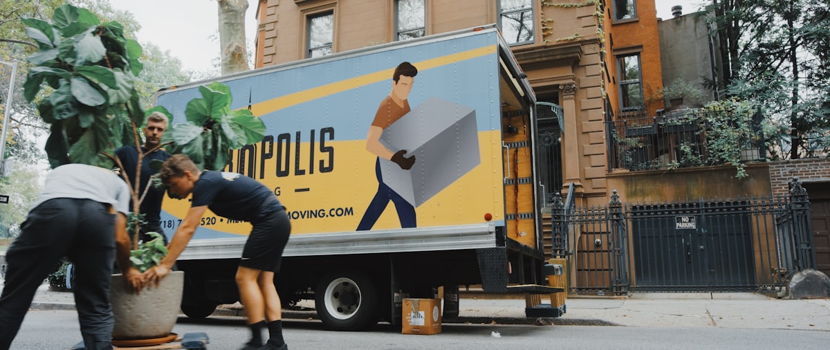 Tradesperson on a job site — Movers